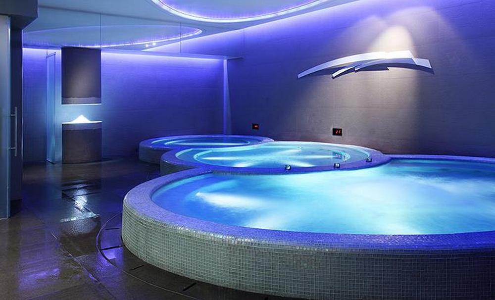 the best spas for nude gay men near me