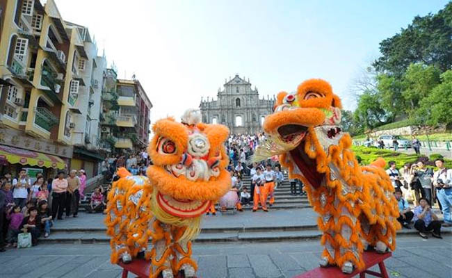 Chinese New Year - Everything You Need to Know About Parade Macau 2017,Chinese New Year Celebration Macau 2017,Chinese New Year Parade Macau 2017,Chinese New Year Parade Notice Macau 2017,CNY Parade Macau Guide 2017