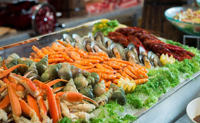 Year of Rooster Buffet in Parisian Macao 2017,Parisian Chinese New Year Buffet 2017,Parisian Chinese New Year Lunch Buffet 2017,Parisian Chinese New Year Lunch Buffet Price 2017,Parisian Macao Lunch Buffet Menu 2017