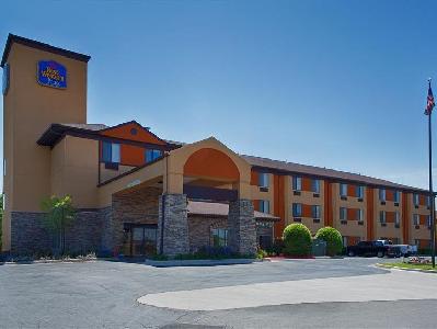 Best Western Plus Woodland Hills Hotel and Suites