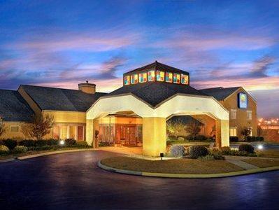 Rodeway Inn & Suites West Knoxville
