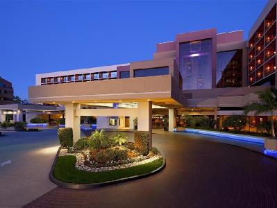 Hilton Orange County - Costa Mesa Hotel