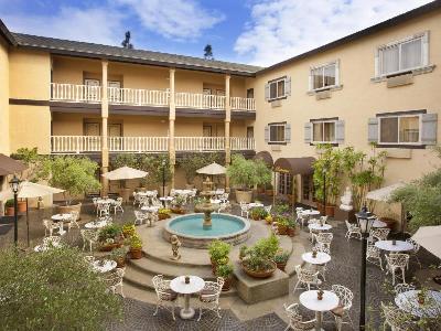 Ayres Hotel & Suites Costa Mesa / Newport Beach