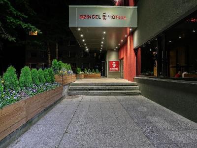Hotel Dzingel