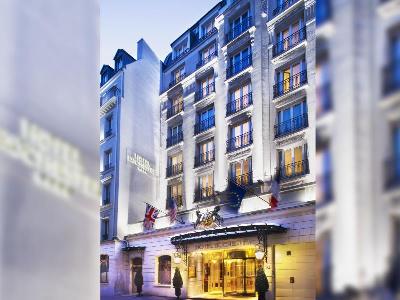Rochester Champs Elysees Hotel
