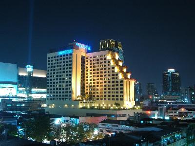 Novotel Bangkok On Siam Square Hotel