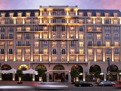 Cape Royale Luxury Hotel