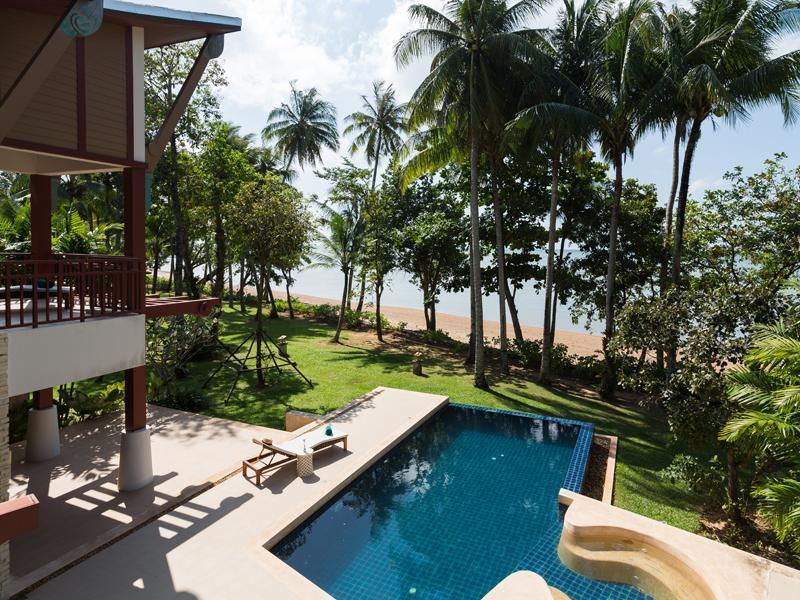 Amatapura Beachfront Villa 15's Christmas price & Luxury Beachfront Villa 2016