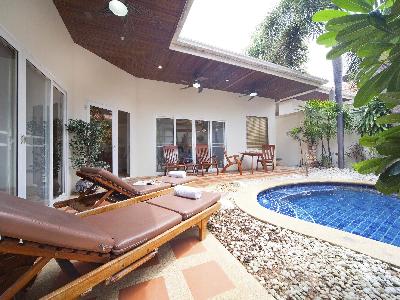 Pattaya Pool Villa Pratamnak