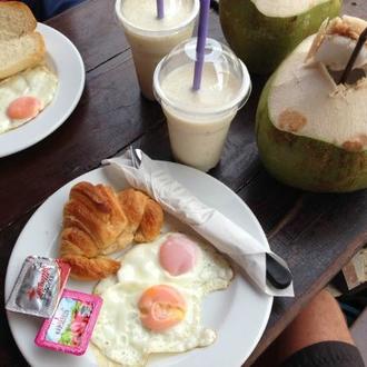 Breakfast & Friends in thailand,Cafe, Thai,Menu price, MailBox,Phone Number,food consumption 