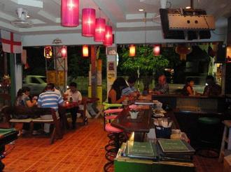 Friend Bar&Restaurant in thailand,Thai, Japanese, International,Menu price, MailBox,Phone Number,food consumption 
