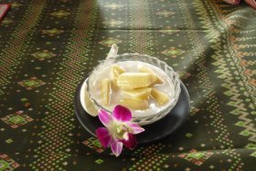 Sweet Coconut Bananas, "Kluay Namuan",Appetizers / DessertMenu price, MailBox, Phone Number, food consumption 