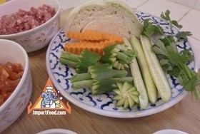 Spicy pork and tomato dip with veggies, "Nam prik ong",SaucesMenu price, MailBox, Phone Number, food consumption 