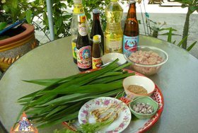 Thai chicken in pandan leaves, "Gai haw bai toey",Main courseMenu price, MailBox, Phone Number, food consumption 