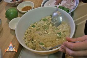 Thai vegetarian larb woonsen, "Larb woonsen jae",VegetarianMenu price, MailBox, Phone Number, food consumption 