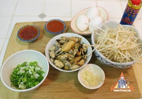 Thai style fried mussels, "Hoi tod",SeafoodMenu price, MailBox, Phone Number, food consumption 