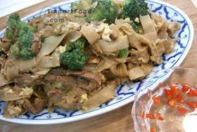 Thai stir fried wide rice noodles, "Pad siew",Rice & NoodlesMenu price, MailBox, Phone Number, food consumption 