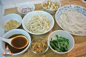 Thai fried noodles, "Pad Thai",Rice & NoodlesMenu price, MailBox, Phone Number, food consumption 